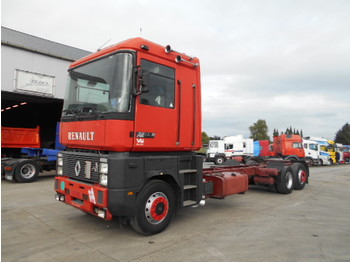 Грузовик-шасси Renault AE 380 Magnum (2 CULASSE / 6X2 / GRAND PONT / POMPE MANUELLE): фото 1