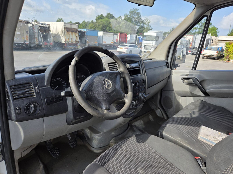 Самосвал Mercedes-Benz Sprinter 511