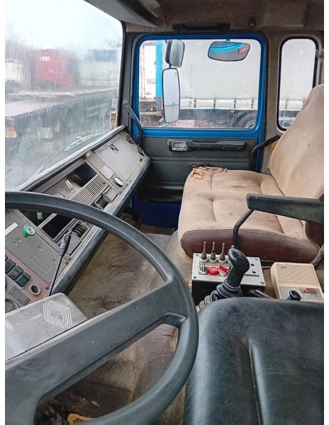 Самосвал Renault G290 6x2 - full steel