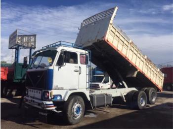 Самосвал Volvo F89 (6x2)