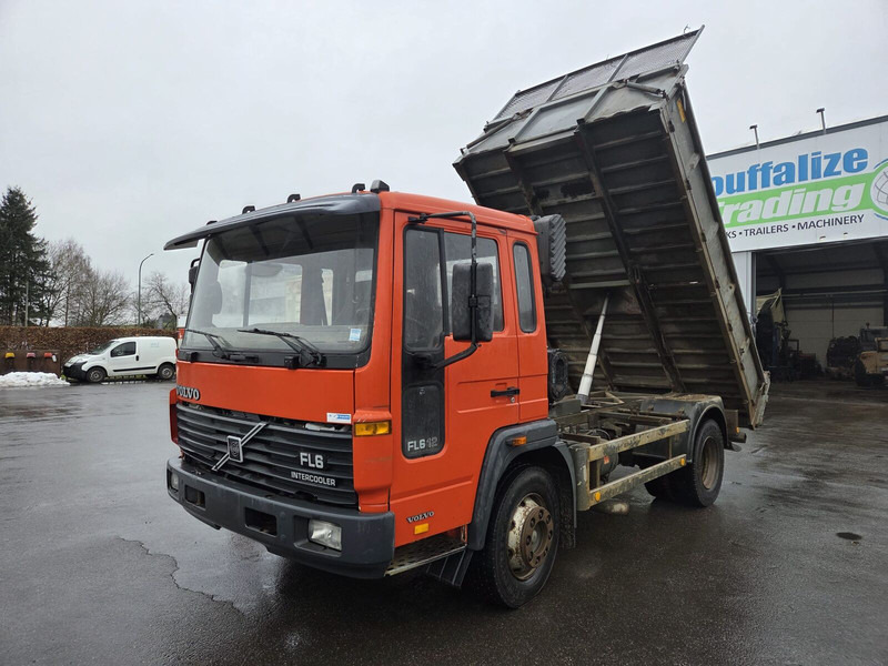 Самосвал Volvo FL6 12