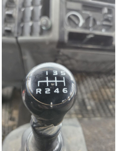 Самосвал Volvo FL6 12