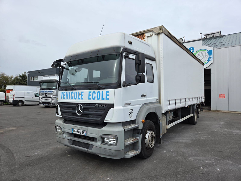 Тентованный грузовик Mercedes-Benz Axor 1829 - full steel/lames