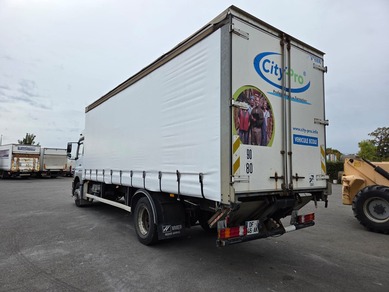 Тентованный грузовик Mercedes-Benz Axor 1829 - full steel/lames