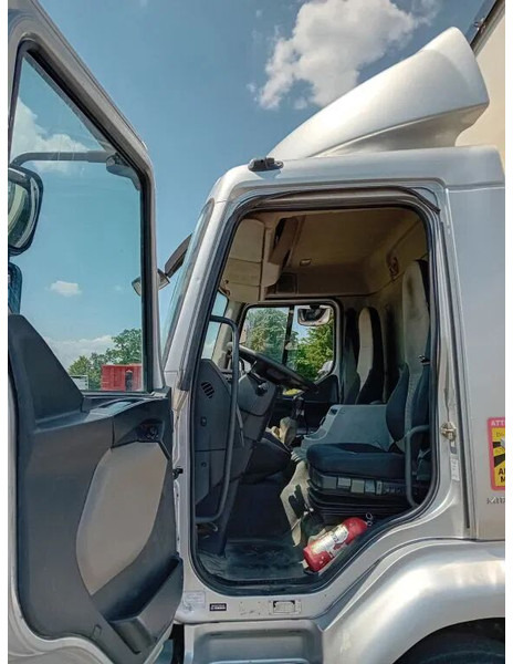 Тентованный грузовик Renault Midlum 280 dxi