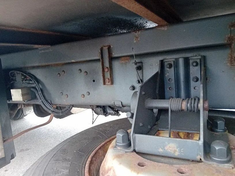 Тентованный грузовик Scania 94.220 D - manual gearbox - top condition