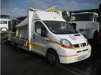Торговый грузовик Renault Trafic L1H1 1.9 dCi 100