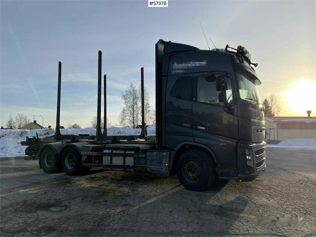 Лесовоз Volvo FH16: фото 18