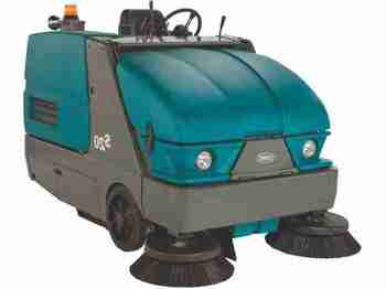  Tennant S20 Diesel - Промышленная подметальная машина