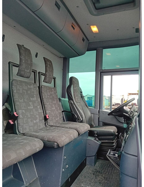 Эвакуатор Mercedes-Benz Econic 1833