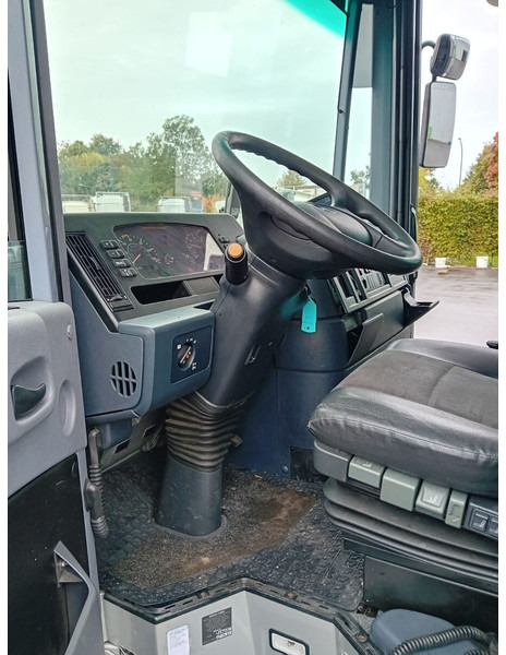 Эвакуатор Mercedes-Benz Econic 1833