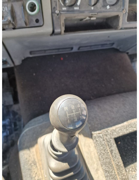 Эвакуатор Volvo FL6 14