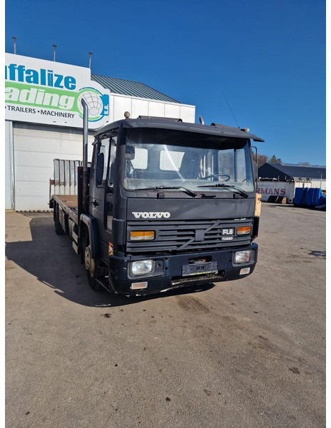 Эвакуатор Volvo FL6 14