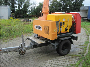 Измельчитель древесины Holzhächsler / Buschhacker Jensen A 328 DI