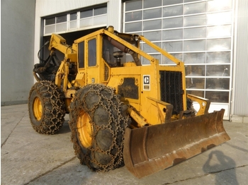 Troliu Caterpillar 518  - Лесозаготовительная техника