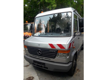 Малотоннажный фургон Mercedes-Benz 815D Vario