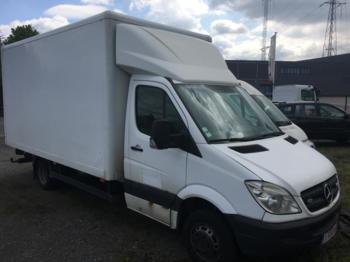 Малотоннажный фургон Mercedes Benz Sprinter 515
