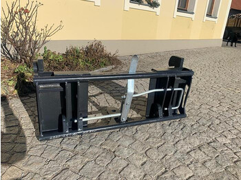 Big Adapter Merlo auf Euro Aufnahme - Навесное оборудование