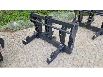 Big Merlo Adapter auf 3 Punkt Aufnahme - Навесное оборудование