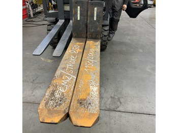 Dürwen Reachforks - Вилы