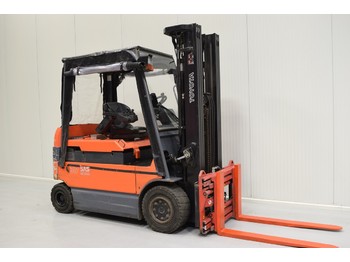 4-колесный вилочный погрузчик TOYOTA 7FBMF30