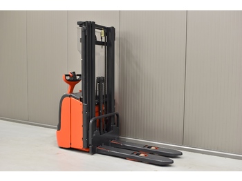 Штабелер LINDE L 14