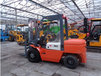 Apache YangFT CPCD30 - Дизельный погрузчик