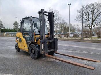 Caterpillar DP50NT - дизельный погрузчик