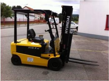 Hyundai 20B-7AC - Дизельный погрузчик
