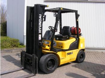 Hyundai 30 L-7 - Дизельный погрузчик