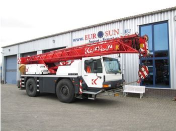 Liebherr CRANE  LTM 1030 -2 -1 - Погрузочно-разгрузочная техника