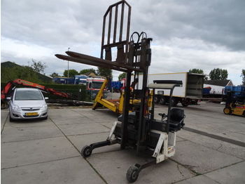 Moffett M1 - Погрузочно-разгрузочная техника