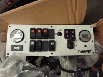 Moffett Mounty Dashboard panneel - Погрузочно-разгрузочная техника
