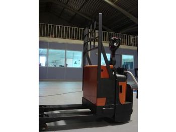 TOYOTA LPE 200/8 - Ричтрак