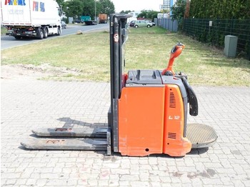 Штабелер Linde L12AP