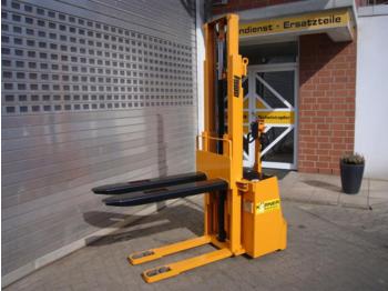 OMG ECO12 - Штабелер