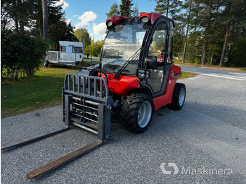 Teleskoplastare Everun ERT1500 med redskap - Телескопический погрузчик