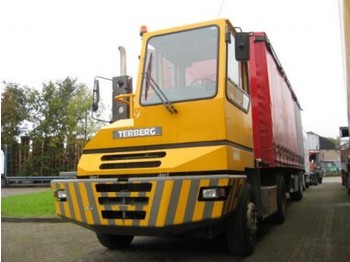 Terberg YT220 - Погрузочно-разгрузочная техника