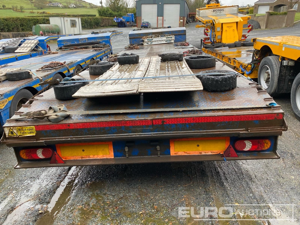 Низкорамный полуприцеп 2008 TSR Tri Axle Single Extending Stepframe Low Loader Trailer, Air Suspenision, Out Riggers, Clip on Ramps, Extending To 15m: фото 4