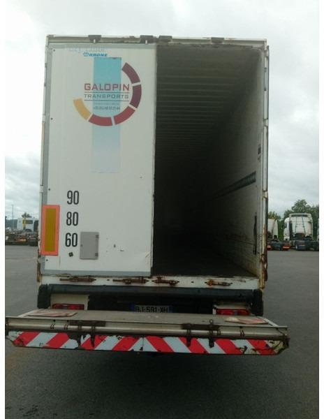 Полуприцеп-фургон Krone