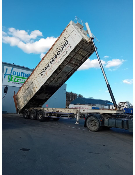 Самосвальный полуприцеп Trax