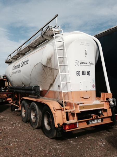 Полуприцеп цистерна для сыпучих грузов Для транспортировки химикатов Spitzer: фото 8