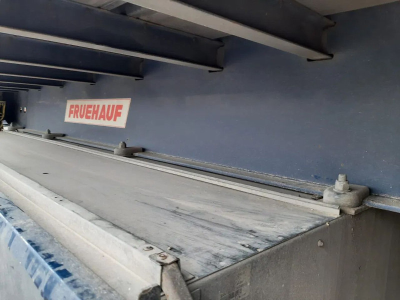 Тентованный полуприцеп Fruehauf 3 axles BPW