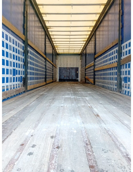 Тентованный полуприцеп Krone SD