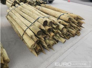 Инвентарь для животноводства Bundle of Timber Posts (2 of): фото 1