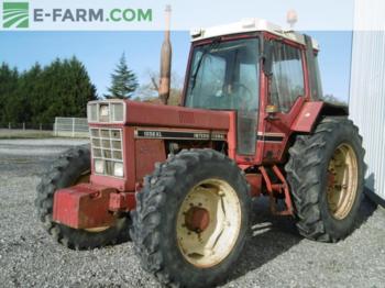 Трактор Case-IH 1056 XL: фото 1