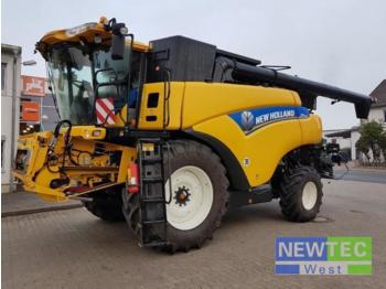 Зерноуборочный комбайн New Holland CR 9090 SCR: фото 1