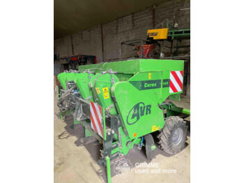 AVR Cérès 400 - Картофелесажалка