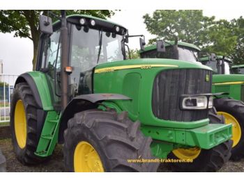 Колёсный трактор JOHN DEERE 6620