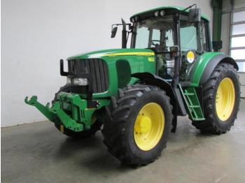 Колёсный трактор John Deere 6620 PREMIUM